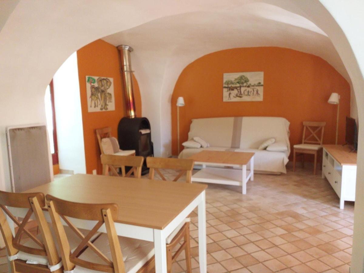 Maison Au Coeur De Fontaine De Vaucluse, Nichee Sur Le Rocher Et Surplombant La Sorgue 외부 사진
